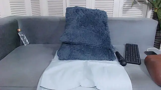 JasmineMoore online show from December 2024 01:18:01 AM