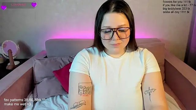 Ruth Oliver online show from March 2025 11:27:01 AM