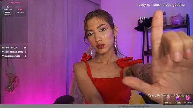 MissKorah online show from July 2026 11:18:01 PM