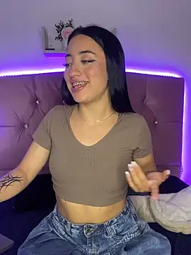 Ady 18 online show from December 2024 01:34:01 AM