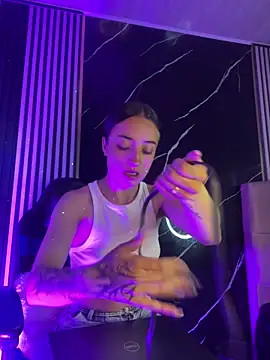 Ady 18 online show from October 2025 04:52:01 PM