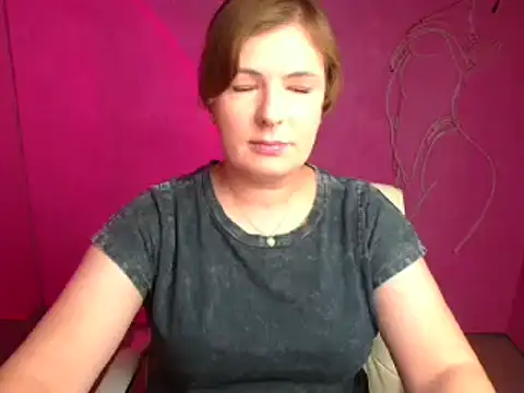 Snapshot of Lissmilf chatting on October 2025 11:43:01 AM Lissmilf online show from October 2025 11:43:01 AM