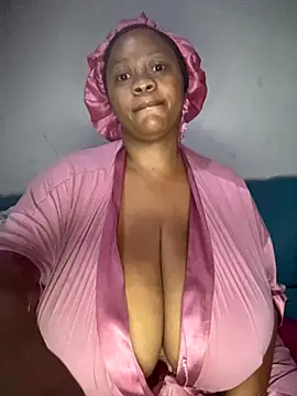 Snapshot of Chubbykarisma27 chatting on November 2025 04:34:02 AM Chubbykarisma27 online show from November 2025 04:34:02 AM