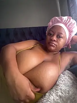 Snapshot of Chubbykarisma27 chatting on February 2026 06:56:01 AM Chubbykarisma27 online show from February 2026 06:56:01 AM