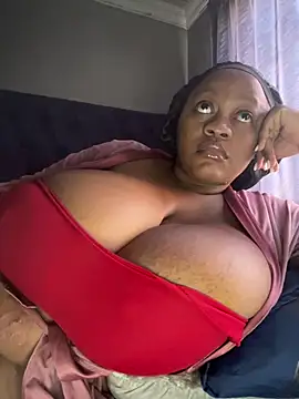 Chubbykarisma27 online show from May 2026 01:38:01 PM