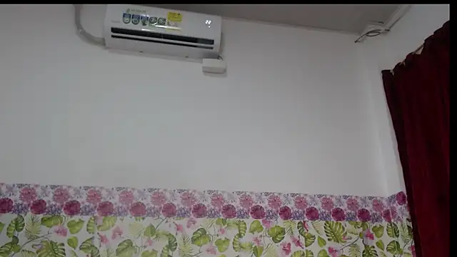 Snapshot of Watagatapitusberry1 chatting on January 2025 03:43:02 AM Watagatapitusberry1 online show from January 2025 03:43:02 AM