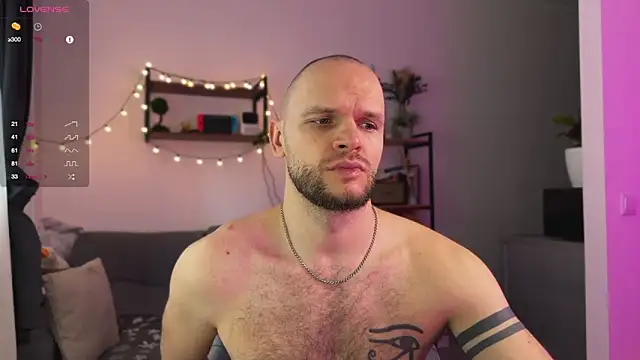 Snapshot of maxx_alexx chatting on January 2025 11:43:02 AM maxx alexx online show from January 2025 11:43:02 AM