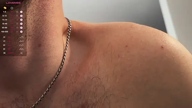 Snapshot of maxx_alexx chatting on March 2025 08:37:02 AM maxx alexx online show from March 2025 08:37:02 AM