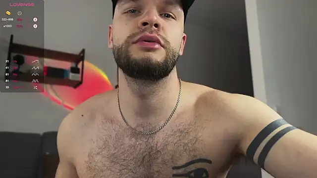 Snapshot of maxx_alexx chatting on March 2025 08:17:01 AM maxx alexx online show from March 2025 08:17:01 AM