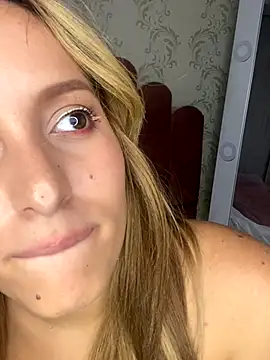 Snapshot of Agnescruzz chatting on October 2025 05:24:02 PM Agnescruzz online show from October 2025 05:24:02 PM