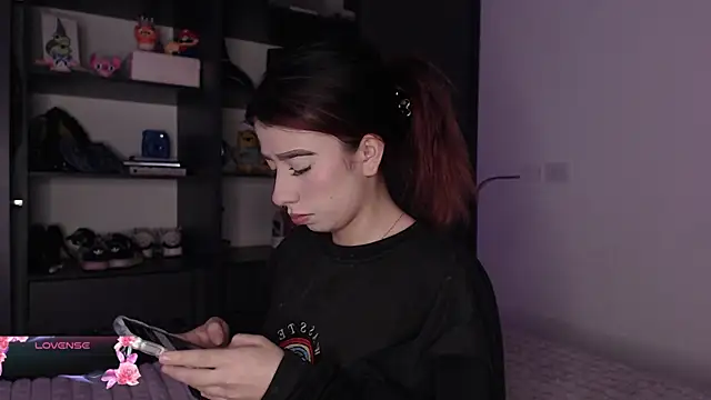 Your rosalie online show from October 2025 04:31:02 AM