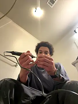 Snapshot of Clearlytothepoint420 chatting on December 2024 05:38:01 AM Clearlytothepoint420 online show from December 2024 05:38:01 AM