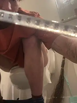 Snapshot of Clearlytothepoint420 chatting on December 2024 04:36:01 PM Clearlytothepoint420 online show from December 2024 04:36:01 PM