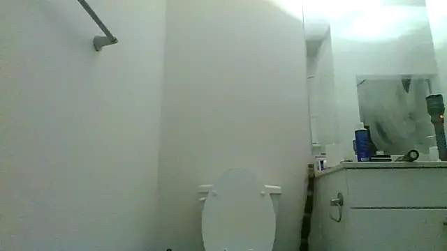 Snapshot of Clearlytothepoint420 chatting on January 2025 04:38:02 AM Clearlytothepoint420 online show from January 2025 04:38:02 AM