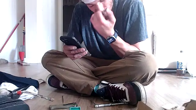 Snapshot of Clearlytothepoint420 chatting on January 2025 08:36:01 PM Clearlytothepoint420 online show from January 2025 08:36:01 PM