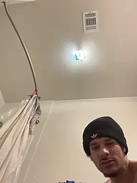 Snapshot of Clearlytothepoint420 chatting on February 2025 05:15:02 AM Clearlytothepoint420 online show from February 2025 05:15:02 AM