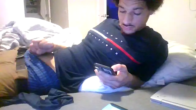 Snapshot of Clearlytothepoint420 chatting on February 2025 11:30:01 PM Clearlytothepoint420 online show from February 2025 11:30:01 PM