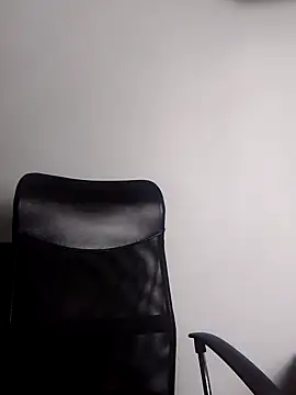 Snapshot of Danna-Wright chatting on February 2025 06:17:02 AM Danna-Wright online show from February 2025 06:17:02 AM