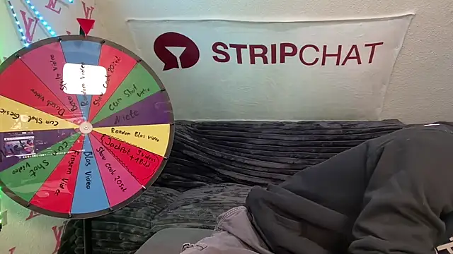 Cookieboy88 online show from March 2025 05:38:02 PM