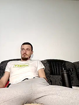 Snapshot of mayk18cm chatting on January 2025 02:49:02 PM mayk18cm online show from January 2025 02:49:02 PM