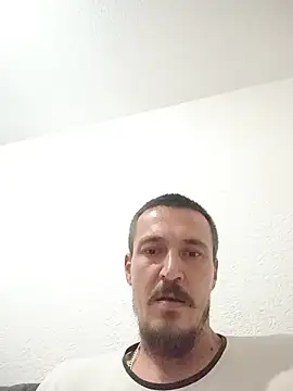 Snapshot of mayk18cm chatting on October 2025 06:38:02 PM mayk18cm online show from October 2025 06:38:02 PM