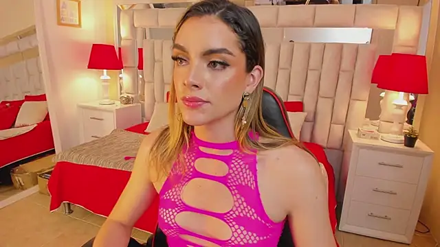 Snapshot of mariiahneedles chatting on January 2025 06:46:01 AM mariiahneedles online show from January 2025 06:46:01 AM