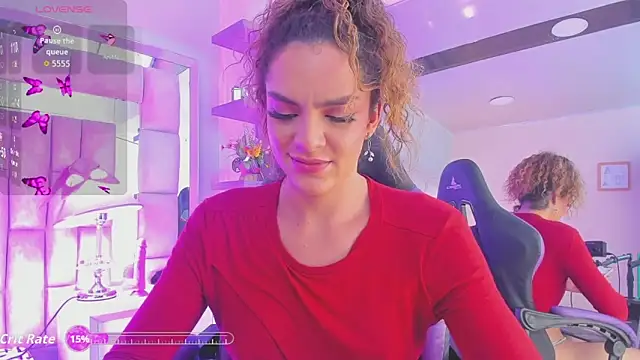 mariiahneedles online show from May 2026 10:05:02 PM