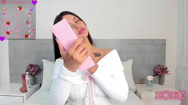 DulceColeman online show from May 2026 11:18:01 AM