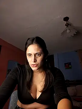 Snapshot of Catalinacandela chatting on March 2025 11:05:01 PM Catalinacandela online show from March 2025 11:05:01 PM