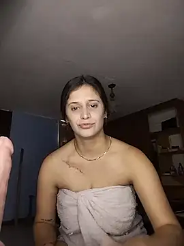 Catalinacandela online show from July 2026 06:40:02 PM