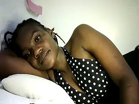 Pierra77 online show from October 2025 09:42:02 PM