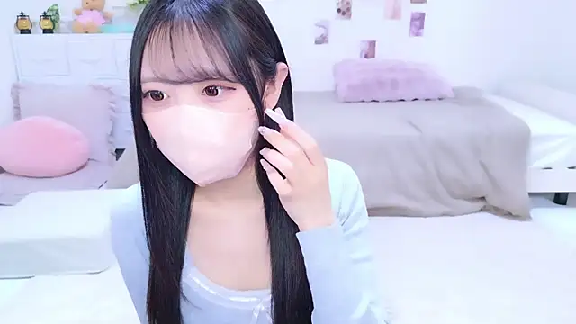 Snapshot of Suzu_ch_xx chatting on November 2025 08:45:01 PM Suzu ch xx online show from November 2025 08:45:01 PM