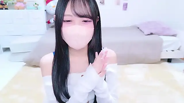 Snapshot of Suzu_ch_xx chatting on January 2026 01:16:02 PM Suzu ch xx online show from January 2026 01:16:02 PM