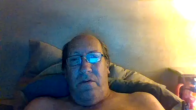 Snapshot of hornyrich69 chatting on May 2026 05:13:02 AM hornyrich69 online show from May 2026 05:13:02 AM