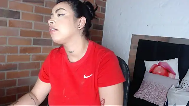 Snapshot of salome__hills1 chatting on January 2025 09:15:01 AM salome hills1 online show from January 2025 09:15:01 AM