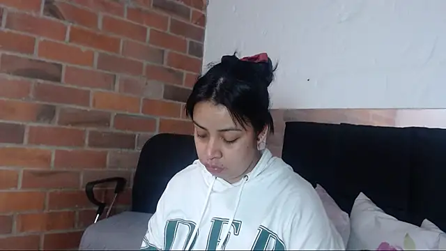 Snapshot of salome__hills1 chatting on February 2025 05:29:02 PM salome hills1 online show from February 2025 05:29:02 PM