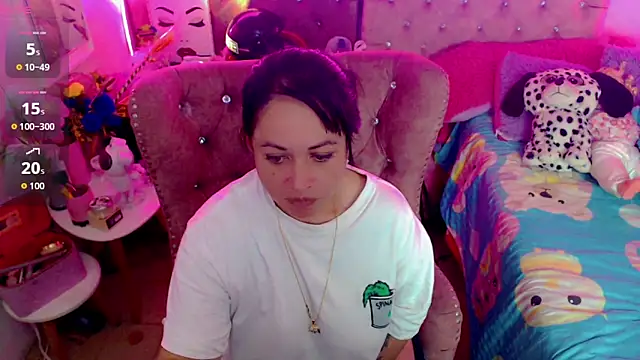 Snapshot of martina_bk chatting on December 2025 01:34:01 AM martina bk online show from December 2025 01:34:01 AM