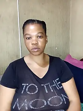 Snapshot of FreakyAngel3X chatting on November 2025 10:15:01 AM FreakyAngel3X online show from November 2025 10:15:01 AM