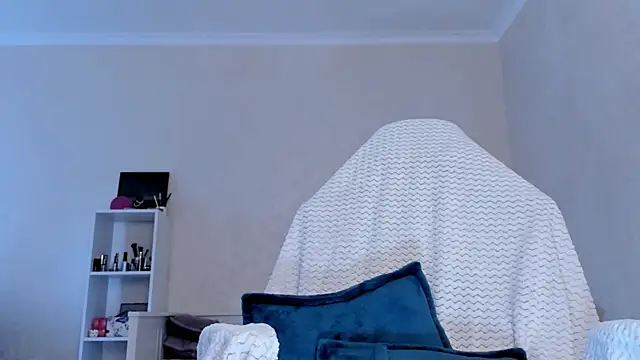 Snapshot of Britney_Ross chatting on January 2025 07:25:02 AM Britney Ross online show from January 2025 07:25:02 AM