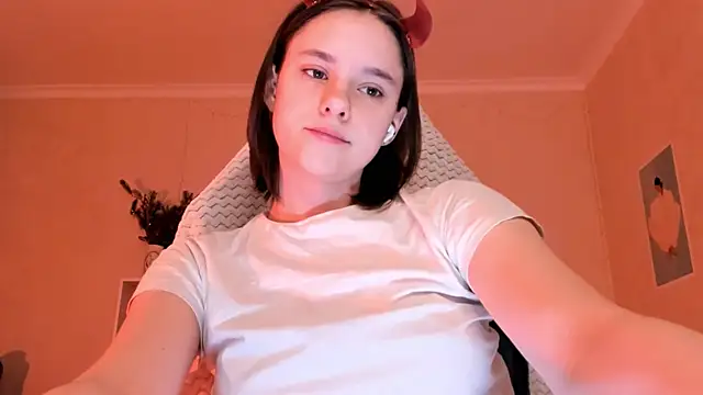 Britney Ross online show from March 2026 02:41:02 AM