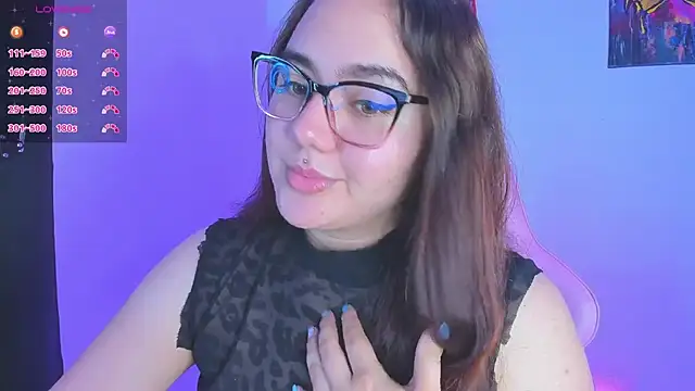 isarhodes  online show from December 2024 10:11:01 PM