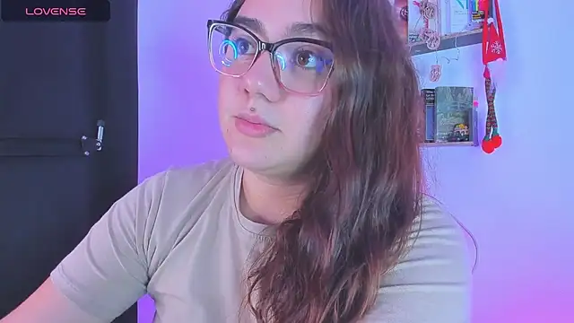 isarhodes  online show from December 2024 10:13:02 PM