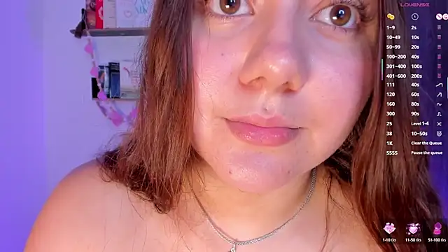 isarhodes  online show from October 2025 10:32:02 PM