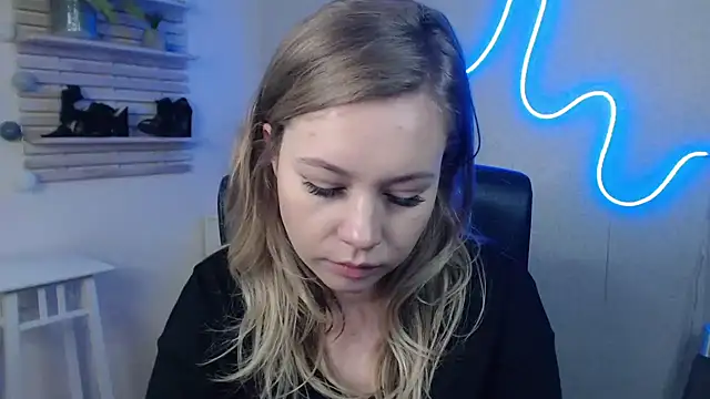 holly xglam online show from January 2025 10:16:01 AM