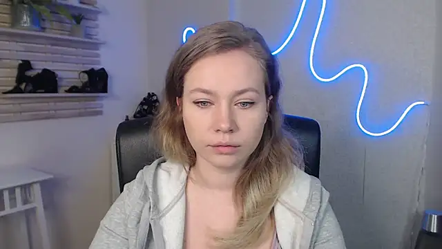 holly xglam online show from March 2025 12:54:02 AM