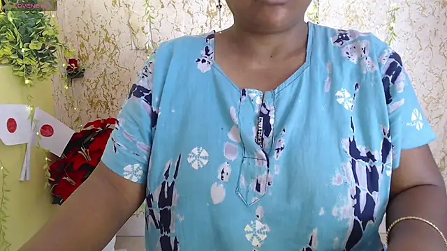 Prita07 online show from June 2026 04:06:01 AM