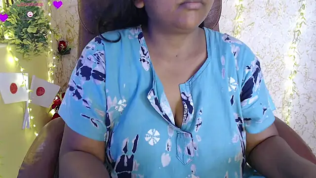 Prita07 online show from June 2026 03:24:02 AM
