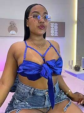 Snapshot of Esmeralda_Duarte chatting on March 2026 03:46:02 AM Esmeralda Duarte online show from March 2026 03:46:02 AM