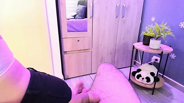 Hot Couple666 online show from February 2025 02:11:02 AM