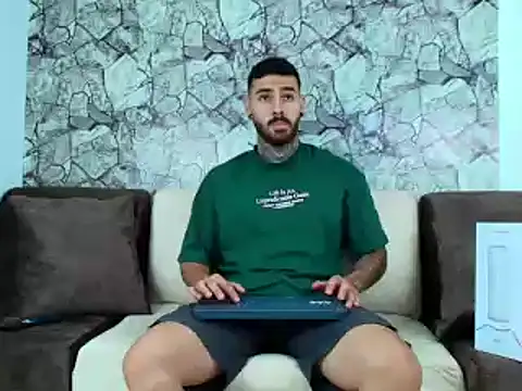 Snapshot of silvano_torres chatting on December 2024 10:17:02 PM silvano torres online show from December 2024 10:17:02 PM